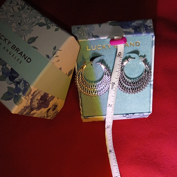 Authentic NIB - Picture 4 of 4